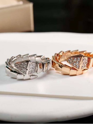 Кольцо Bvlgari