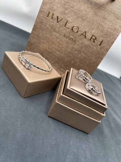 Кольцо Bvlgari 1 оборот