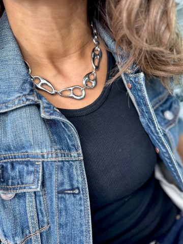 Колье Prada
