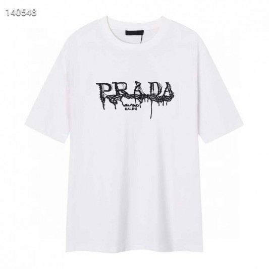 Футболка Prada