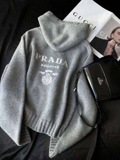 Кардиган Prada