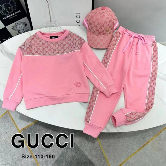 Костюм Gucci