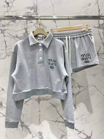 Костюм MIU MIU