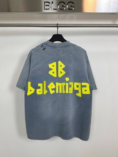 Футболка Balenciaga