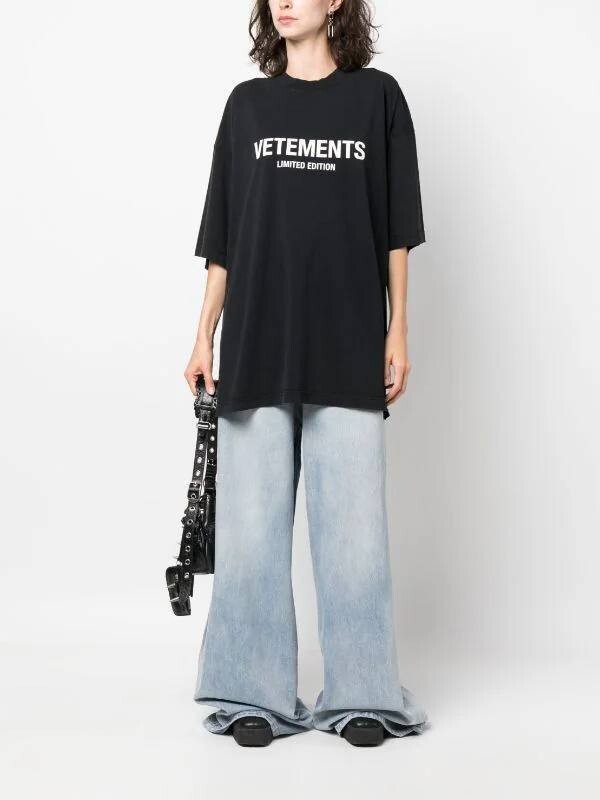 Футболка Vetements