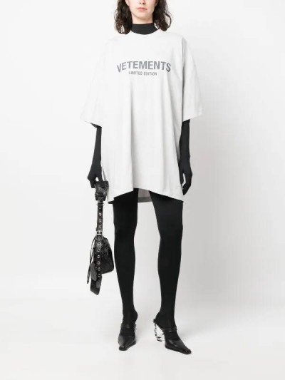 Футболка Vetements