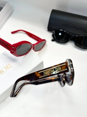Солнцезащитные очки Dior