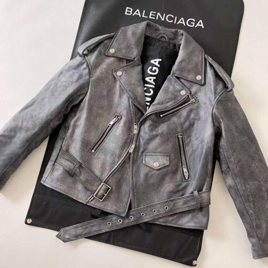 Кожаная куртка Balenciaga