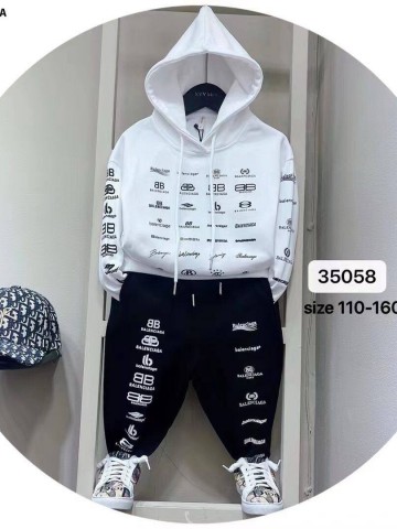 Спортивный костюм Balenciaga