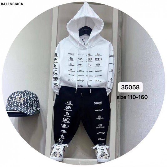 Спортивный костюм Balenciaga