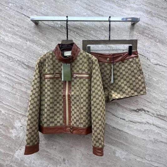 Костюм Gucci