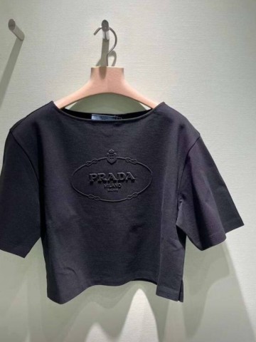 Футболка Prada