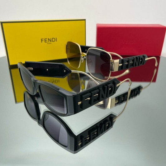 Солнцезащитные очки Fendi