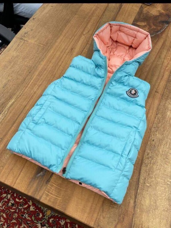 Двухсторонняя безрукавка Moncler