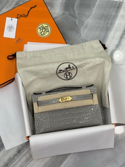 Сумка Hermes из кожи крокодила