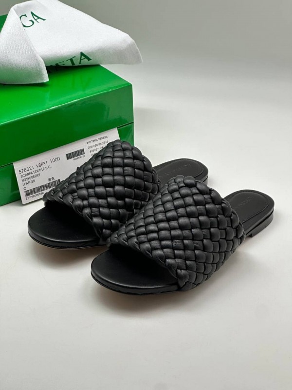 Шлепанцы Bottega Veneta