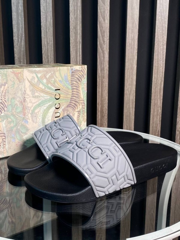 Шлепанцы Gucci