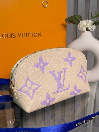 Косметичка Louis Vuitton