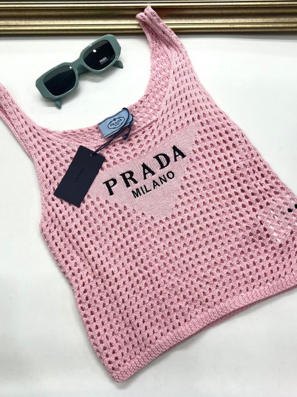 Майка Prada