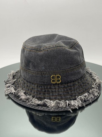 Панама Balenciaga