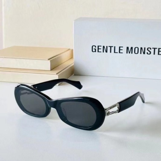 Солнцезащитные очки Gentle Monster