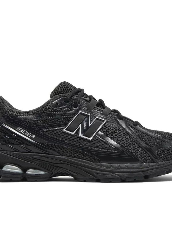 Кроссовки New Balance 1906R Black Metallic Silver