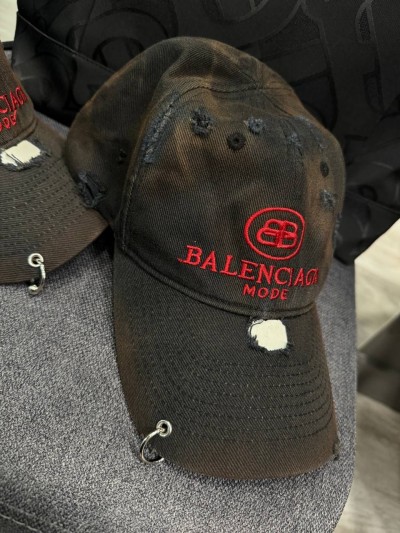 Кепка Balenciaga