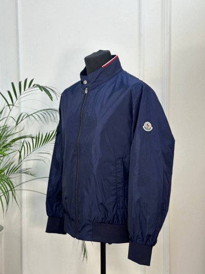 Ветровка Moncler