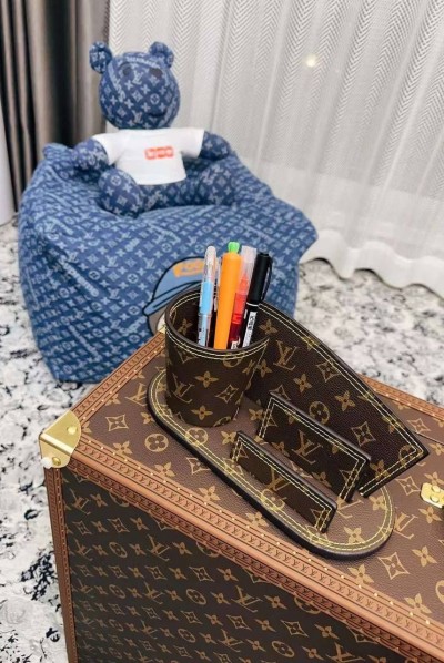 Подставка для ручек Louis Vuitton