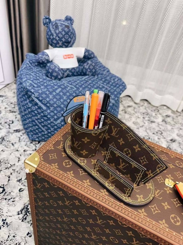 Подставка для ручек Louis Vuitton