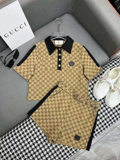 Костюм Gucci