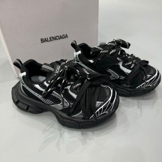 Кроссовки Balenciaga