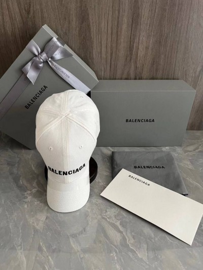 Кепка Balenciaga