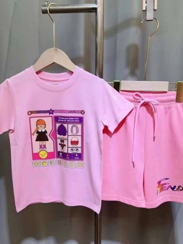 Костюм Fendi
