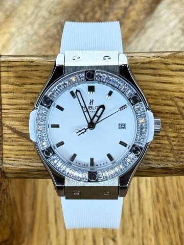 Часы Hublot