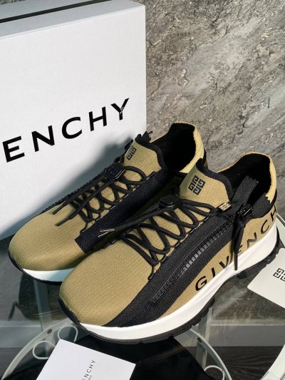 Кроссовки Givenchy