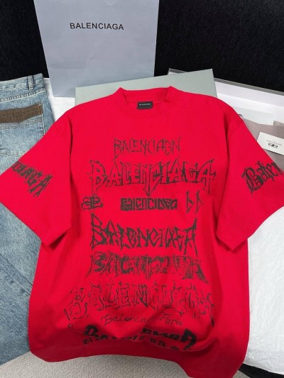 Футболка Balenciaga