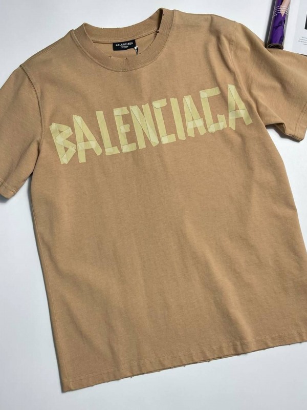 Футболка Balenciaga