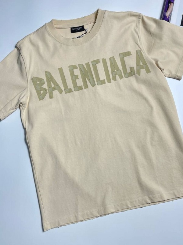 Футболка Balenciaga