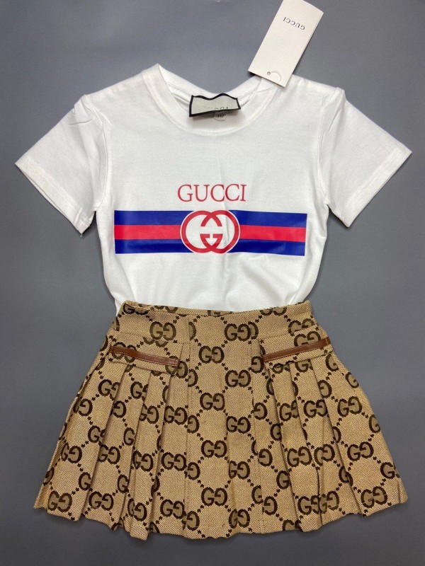 Костюм Gucci