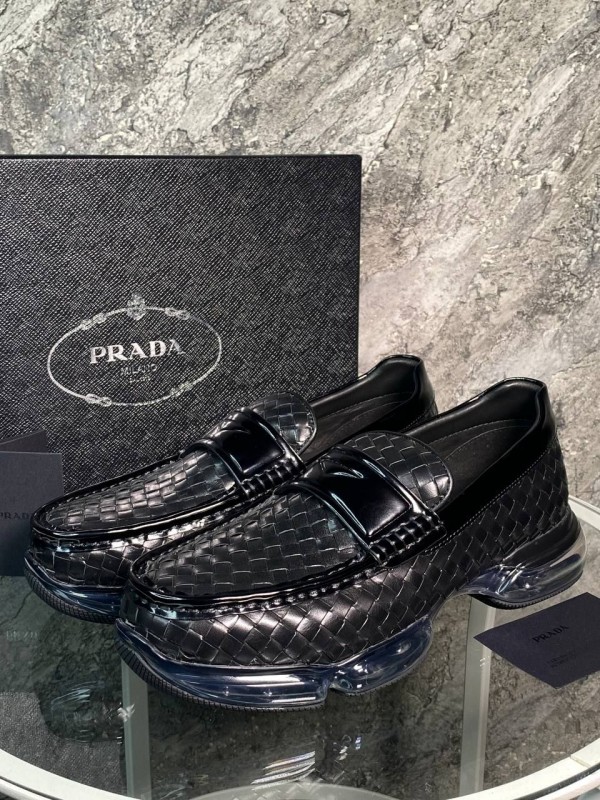 Лоферы Prada