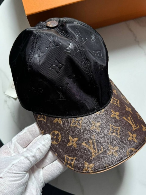 Кепка Louis Vuitton