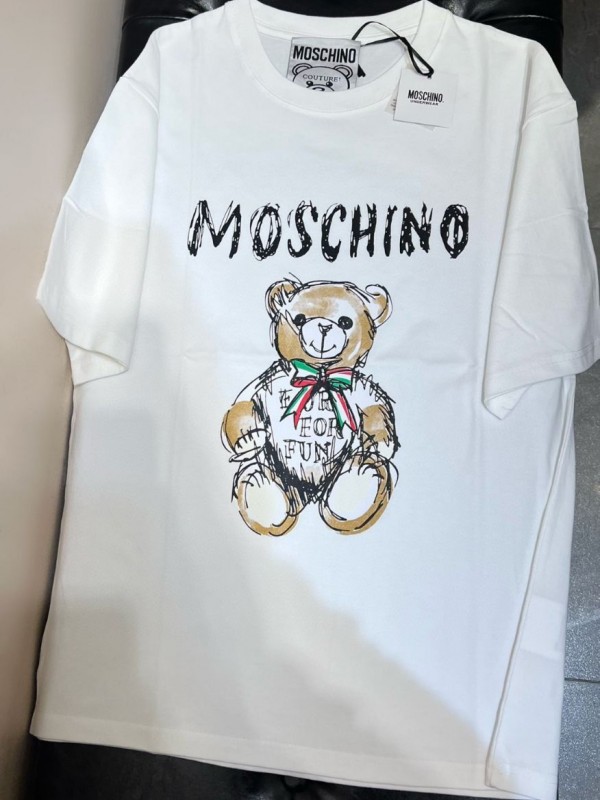 Футболка Moschino