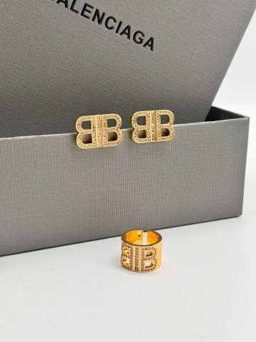 Кольцо Balenciaga