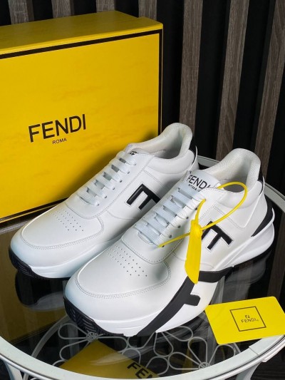 Кроссовки Fendi