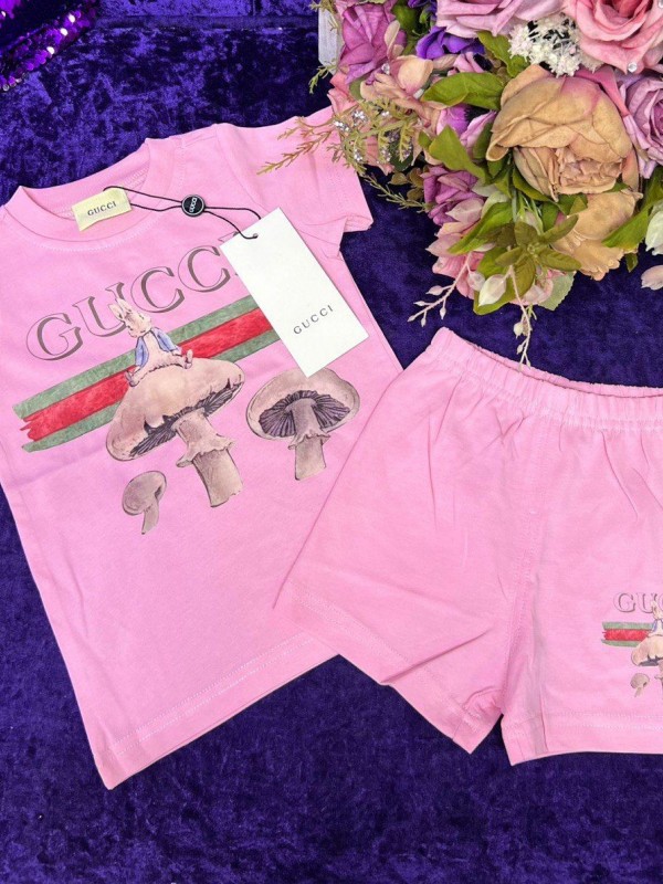 Костюм Gucci