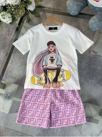 Костюм Fendi