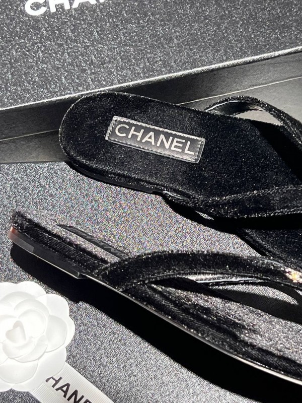 Шлепанцы CHANEL