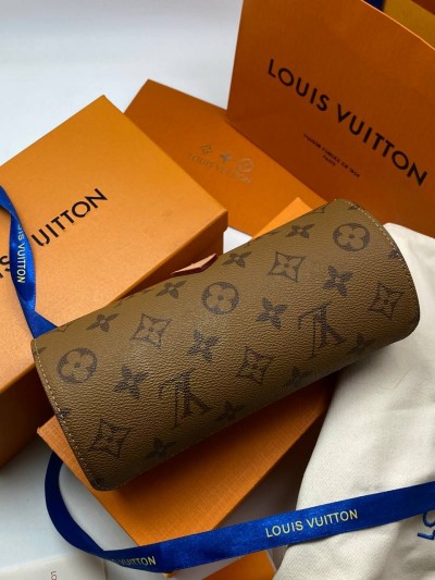 Футляр для часов Louis Vuitton