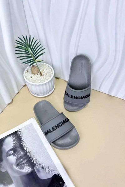 Тапочки Balenciaga